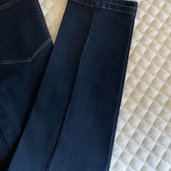 Chico’s Platinum Jegging - Picture 2 of 9